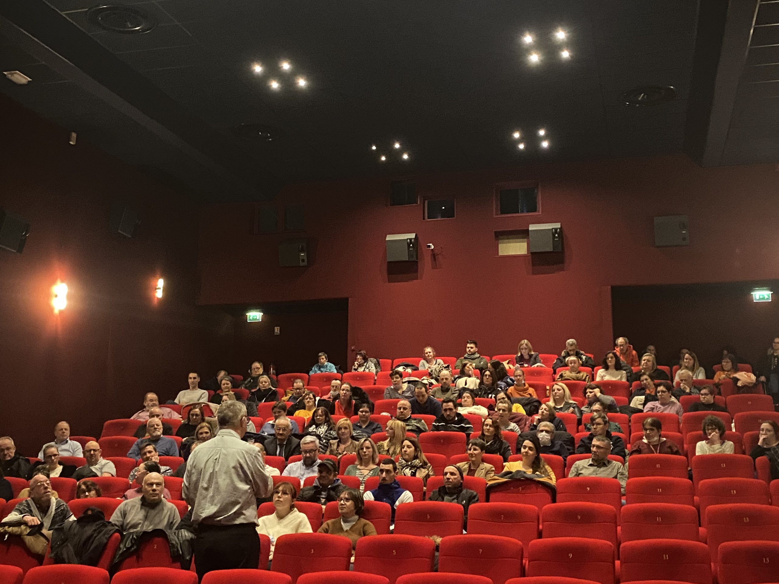 Projection du film PRESQUE
